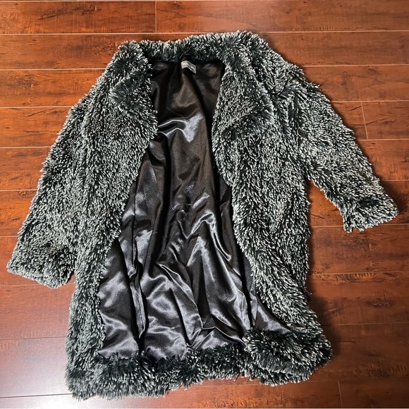 MICHAEL STARS Long Coat Cozy Faux Fur Jacket Gray Black Longline Size Medium - Picture 11 of 16